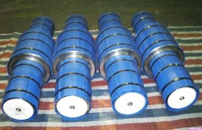 轧辊与导电玻璃 工业包装与高科技材料的交汇